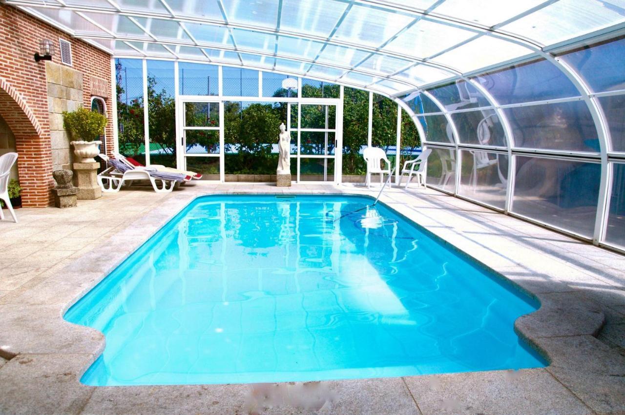 Apartamentos Individuales Con Piscina 갈라파가르 외부 사진